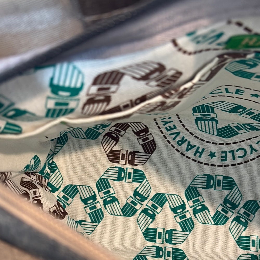 Harvey’s Woven Tree-Cycle Tote Bag in Neutral Tones - Picture 11 of 13